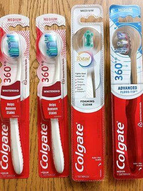 Lot of 4 Colgate Toothbrush Medium - NEW Sealed